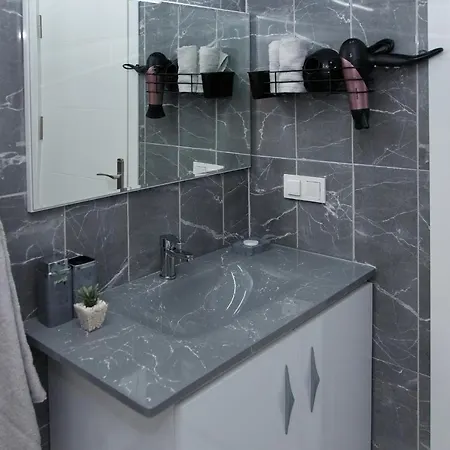 Art Life Apartment *